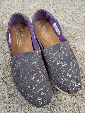 Toms | Glow in the Dark Shoes | Size 6